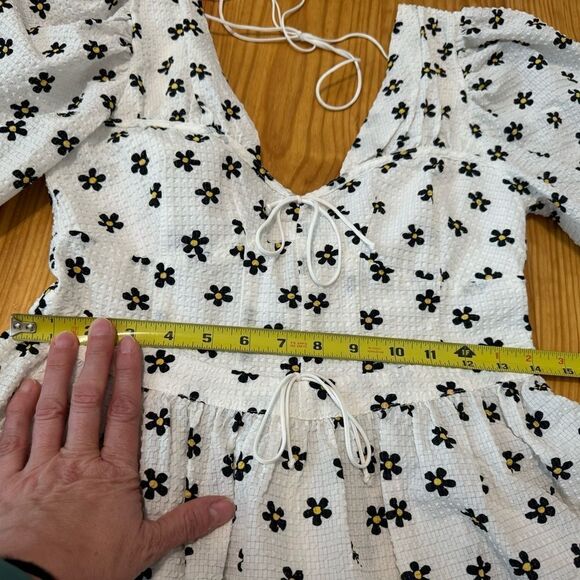 For Love & Lemons Connie Mini Dress in Ivory Daisy Seersucker Women’s SIZE SM - Picture 7 of 12